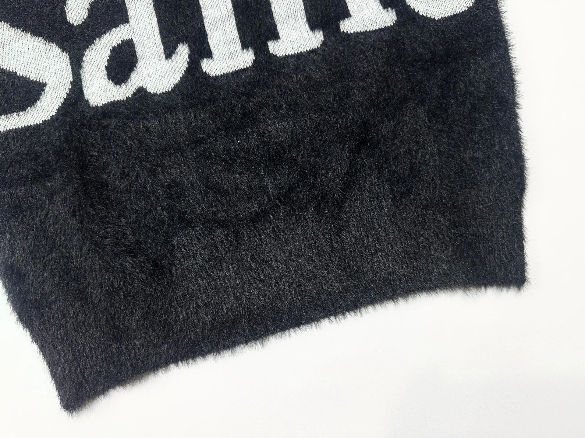 ❥4029#P226 SAINT Mxxxxxx × DENIM TERAS mohair sweater long sleeves BTS same style loose short design + fluffy version same style for men and women Color: Black Size: S M L XL